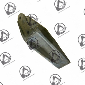 Зуб ковша боковой 230111-00072